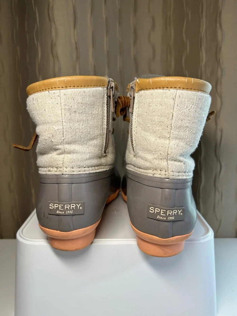 Sperry Saltwater Sport Girl's 3M Duck Boot Side Zip Gray Tan Peach STK164544